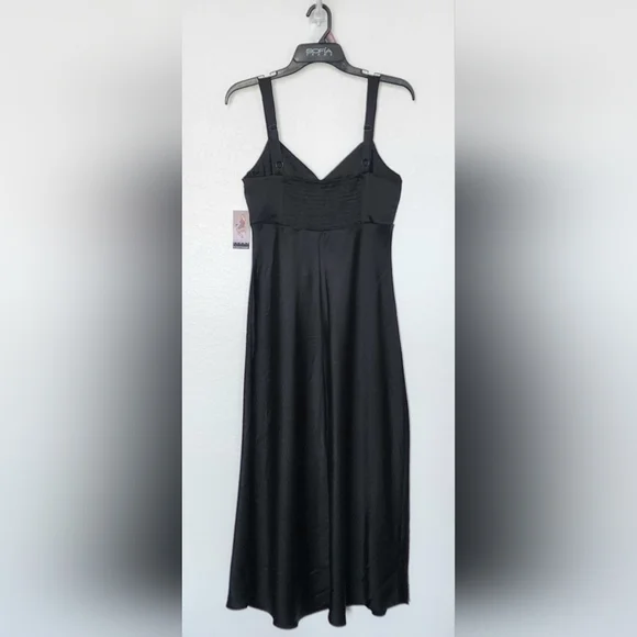 Sofia Vergara Women's NWT 'Carlie' Black Midi Dress. Size S - Picture 3 of 11